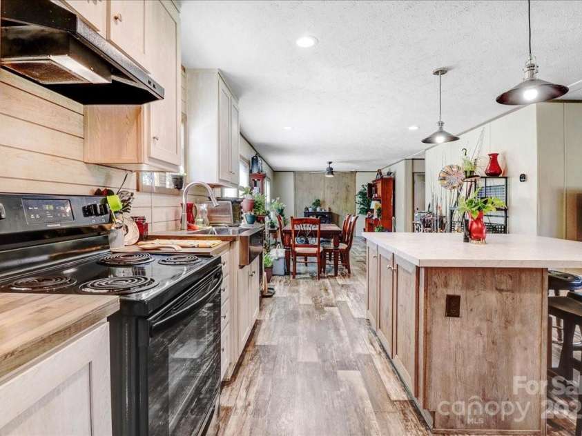 6570 Gardners School Road, Stantonsburg, NC 27883.  MLS# CAR4289883, YatesRealty ID 33445. 