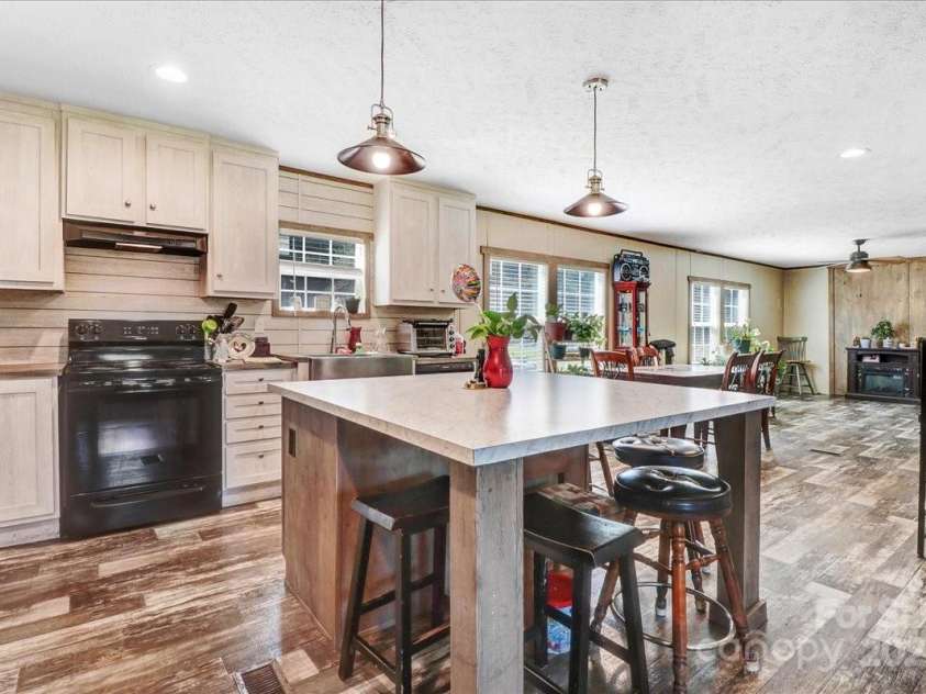 6570 Gardners School Road, Stantonsburg, NC 27883.  MLS# CAR4289883, YatesRealty ID 33445. 