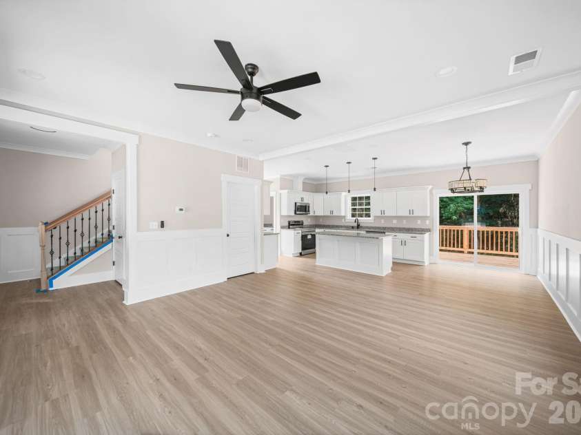 1829 Kingsley Street, Albemarle, NC 28001.  MLS# CAR4398042, YatesRealty ID 33447. 