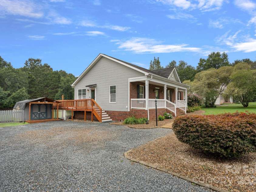 1420 Bradley Drive, Monroe, NC 28112.  MLS# CAR4290147, YatesRealty ID 33448. 