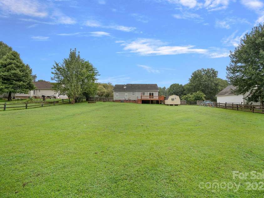 1420 Bradley Drive, Monroe, NC 28112.  MLS# CAR4290147, YatesRealty ID 33448. 