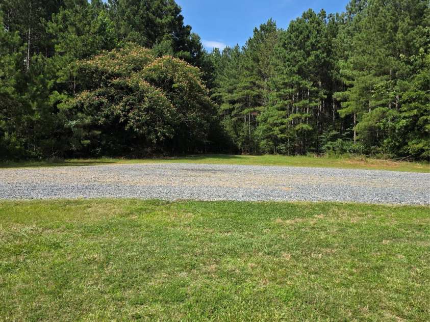 6901 Potter Road, Waxhaw, NC 28173.  MLS# CAR4398373, YatesRealty ID 33448. 