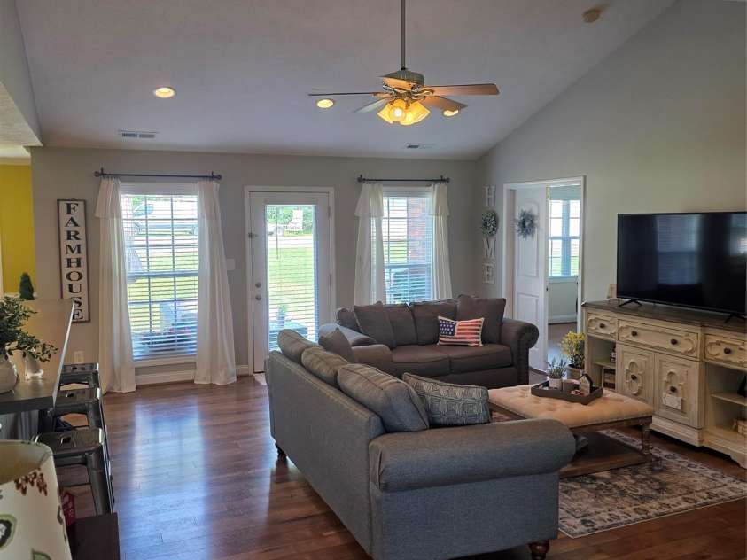 6901 Potter Road, Waxhaw, NC 28173.  MLS# CAR4398373, YatesRealty ID 33448. 