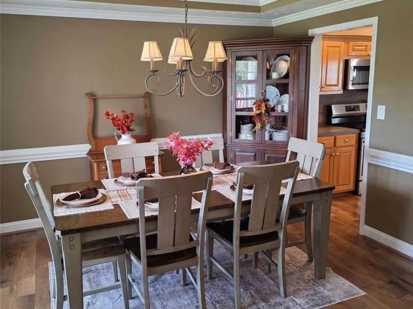 6901 Potter Road, Waxhaw, NC 28173.  MLS# CAR4398373, YatesRealty ID 33448. 