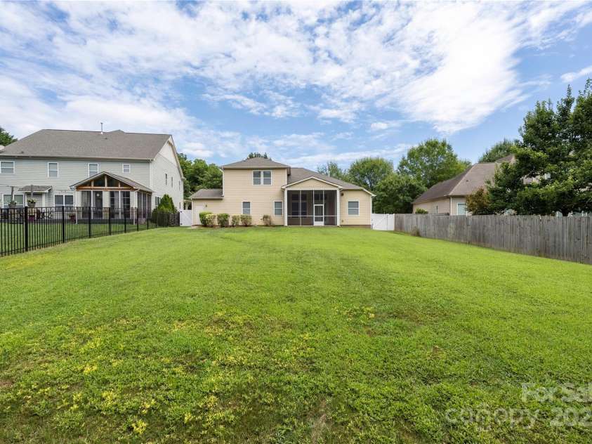 12620 Forrester Avenue, Huntersville, NC 28078.  MLS# CAR4291588, YatesRealty ID 33449. 
