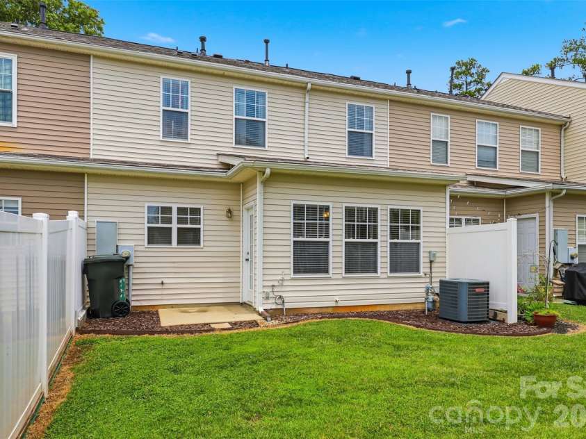 4613 Emily Place, Rock Hill, SC 29732.  MLS# CAR4397322, YatesRealty ID 33449. 