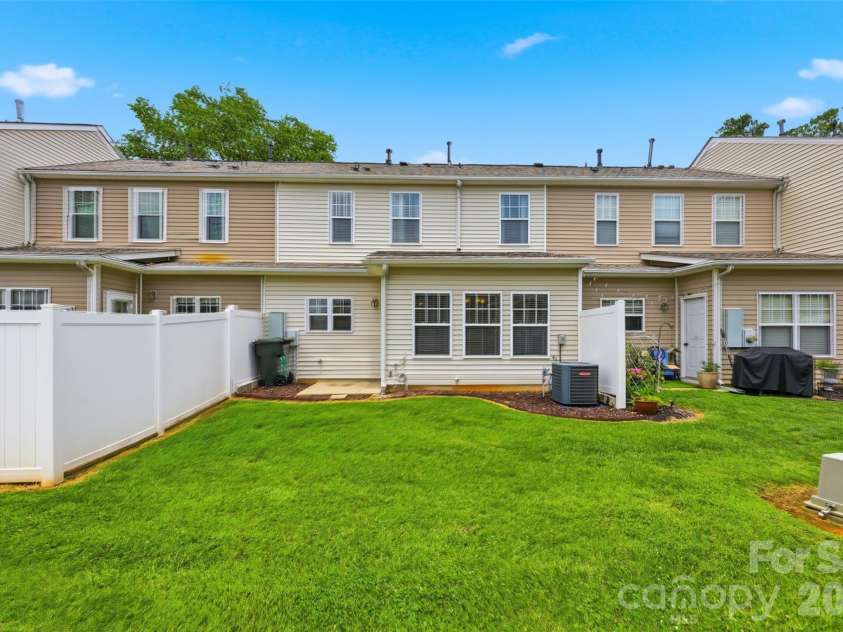 4613 Emily Place, Rock Hill, SC 29732.  MLS# CAR4397322, YatesRealty ID 33449. 
