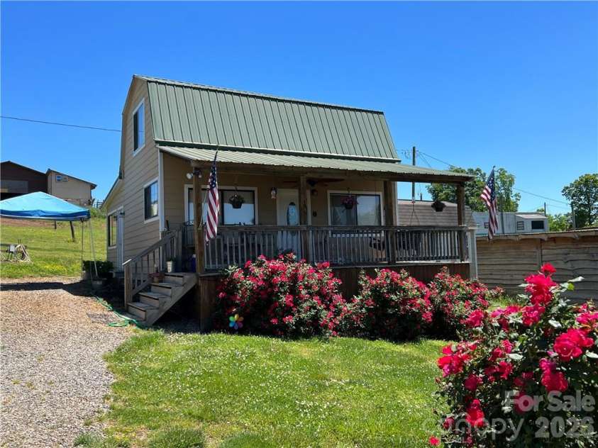 105 Filly Trail, Love Valley, NC 28625.  MLS# CAR4353834, YatesRealty ID 3345. 