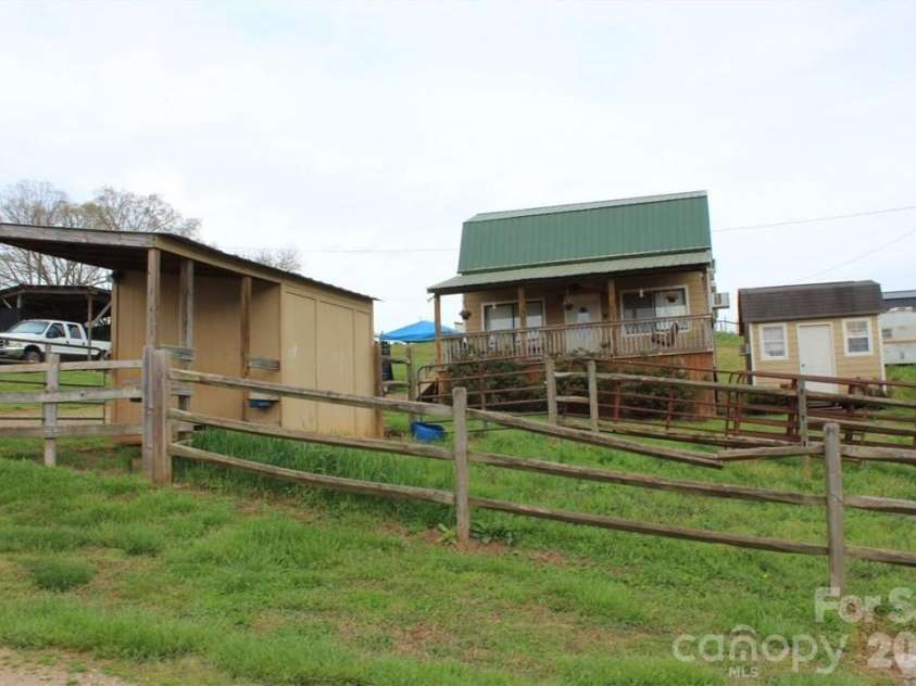105 Filly Trail, Love Valley, NC 28625.  MLS# CAR4353834, YatesRealty ID 3345. 