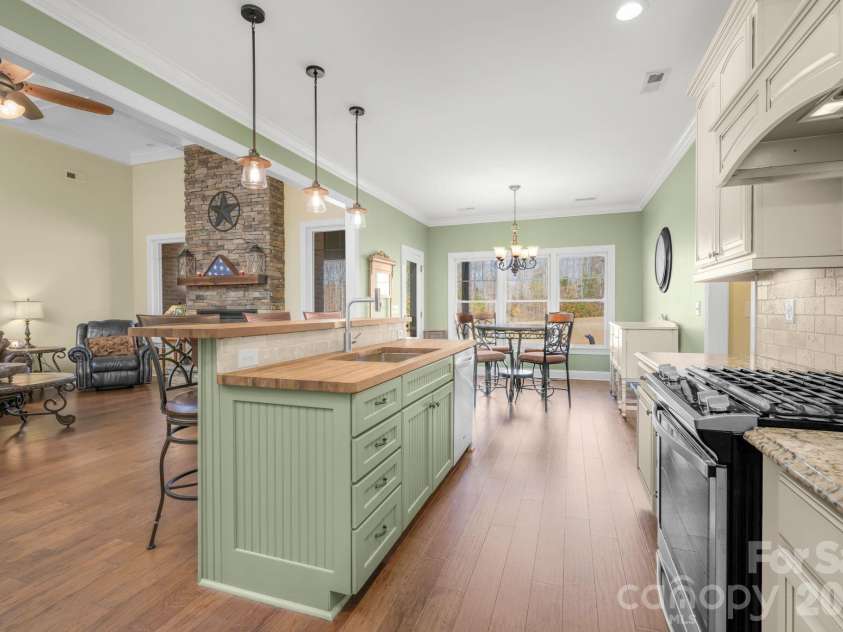 476 Ijames Church Road, Mocksville, NC 27028.  MLS# CAR4321556, YatesRealty ID 3345. 