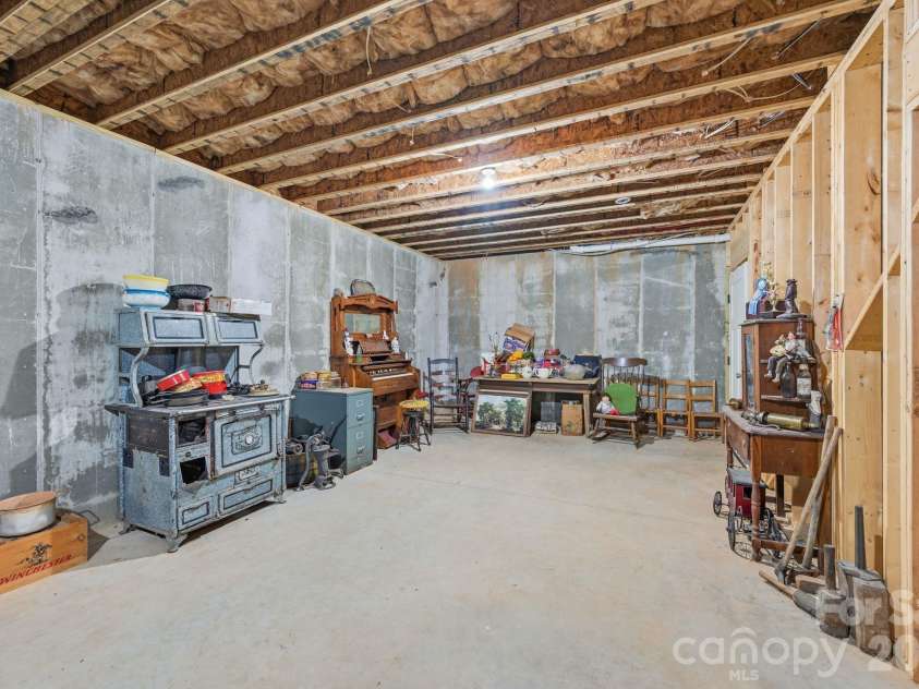 476 Ijames Church Road, Mocksville, NC 27028.  MLS# CAR4321556, YatesRealty ID 3345. 