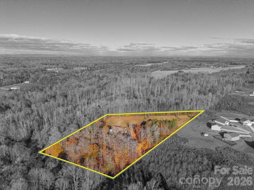 476 Ijames Church Road, Mocksville, NC 27028.  MLS# CAR4321556, YatesRealty ID 3345. 