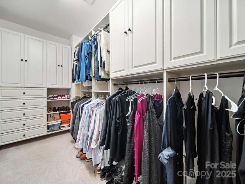 1808 Mill Chase Lane, Waxhaw, NC 28173.  MLS# CAR4273047, YatesRealty ID 33450. Custom closets in primary