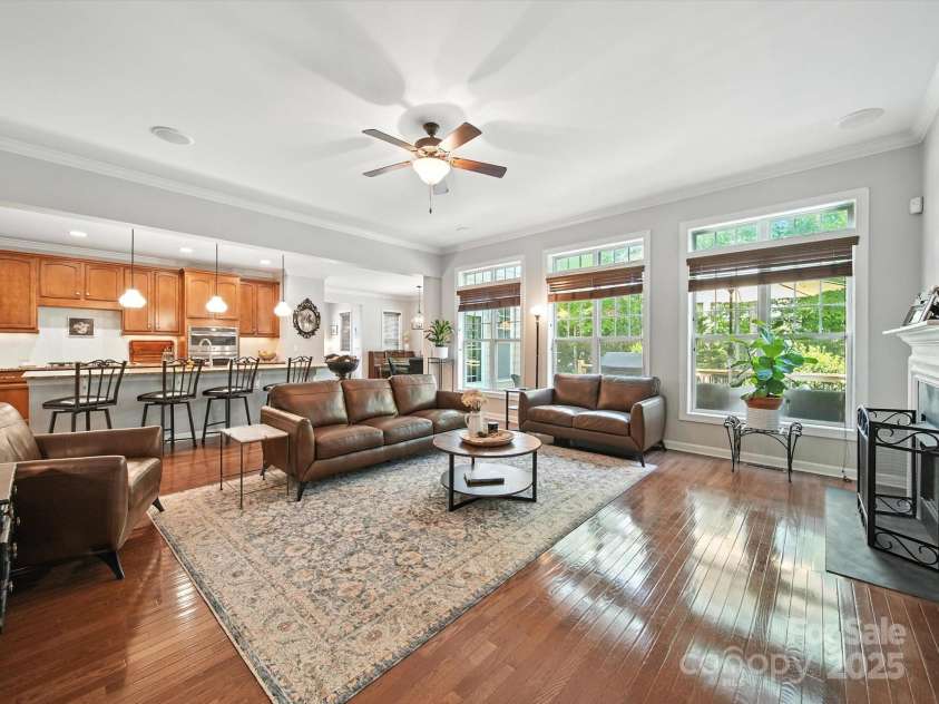 1808 Mill Chase Lane, Waxhaw, NC 28173.  MLS# CAR4273047, YatesRealty ID 33450. Kitchen oversees this beautiful living room