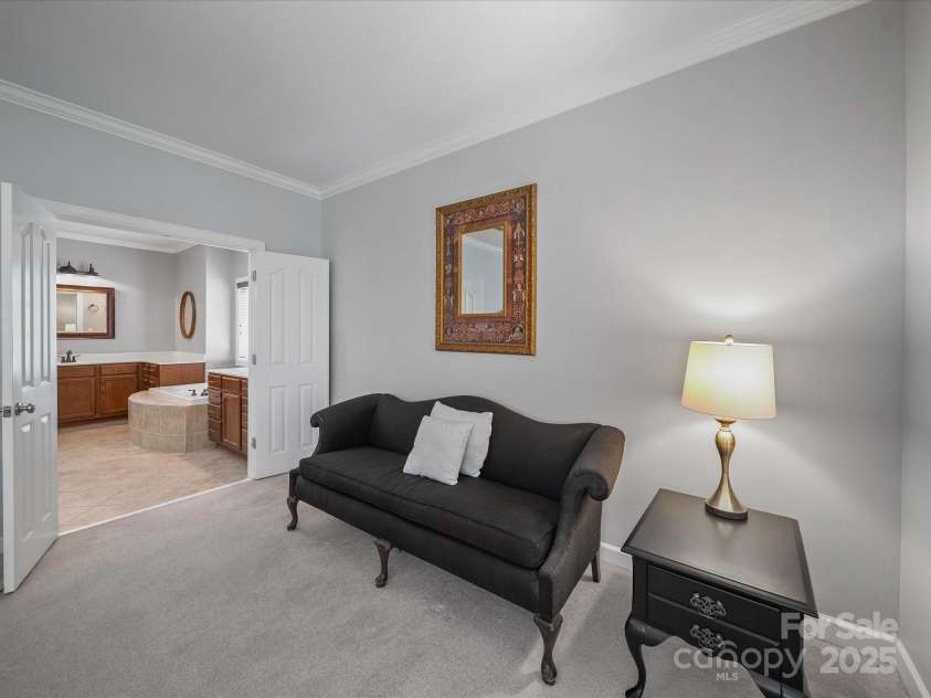 1808 Mill Chase Lane, Waxhaw, NC 28173.  MLS# CAR4273047, YatesRealty ID 33450. Primary BR W/Ensuite