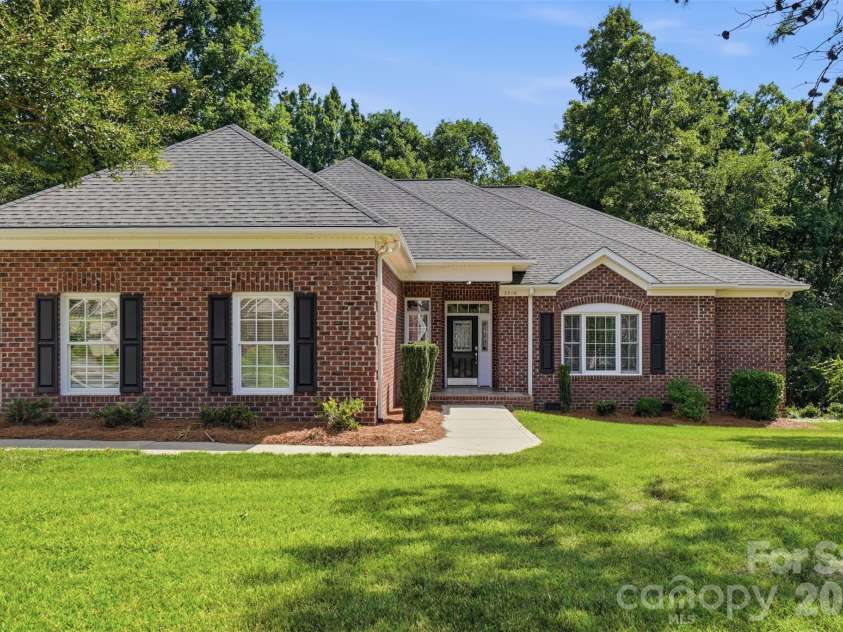 3310 Millstone Creek Road, Lancaster, SC 29720.  MLS# CAR4397673, YatesRealty ID 33450. 