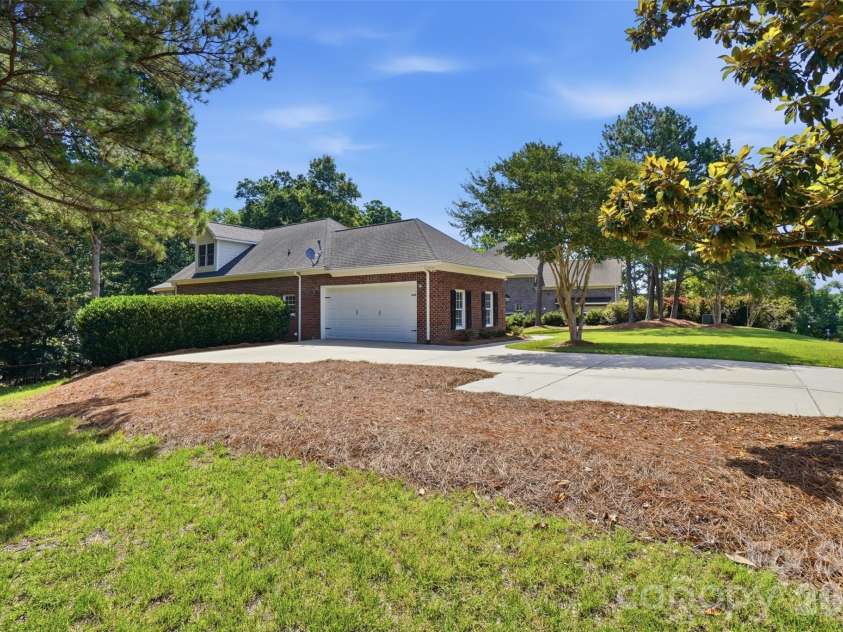 3310 Millstone Creek Road, Lancaster, SC 29720.  MLS# CAR4397673, YatesRealty ID 33450. 