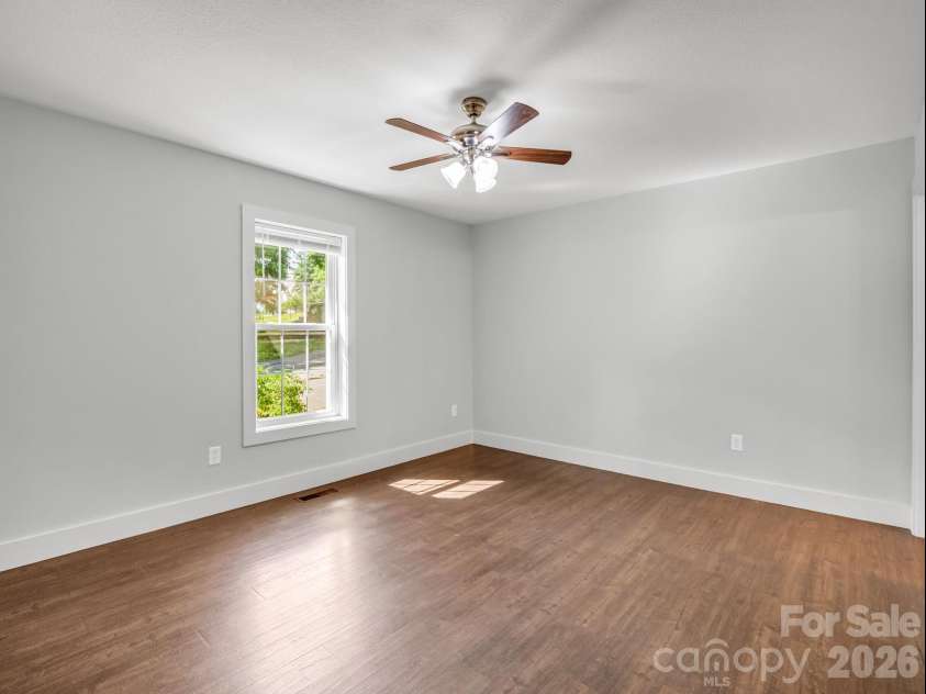 18 Old Chapman Place, Leicester, NC 28748.  MLS# CAR4398287, YatesRealty ID 33451. Primary Bedroom