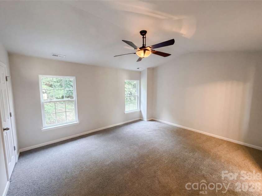 2007 Turtle Point Road, Charlotte, NC 28262.  MLS# CAR4397661, YatesRealty ID 33452. 