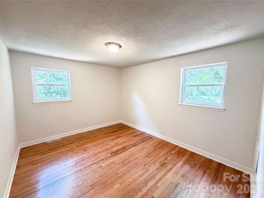 11932 Idlewild Road, Matthews, NC 28105.  MLS# CAR4397057, YatesRealty ID 33453. 
