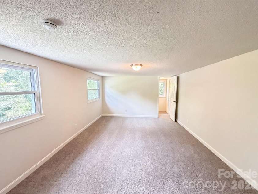 11932 Idlewild Road, Matthews, NC 28105.  MLS# CAR4397057, YatesRealty ID 33453. 