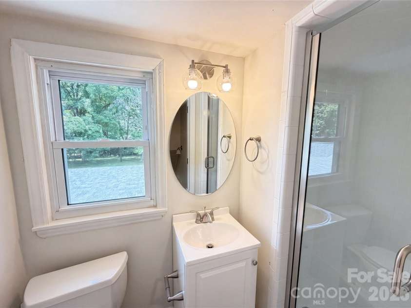 11932 Idlewild Road, Matthews, NC 28105.  MLS# CAR4397057, YatesRealty ID 33453. 
