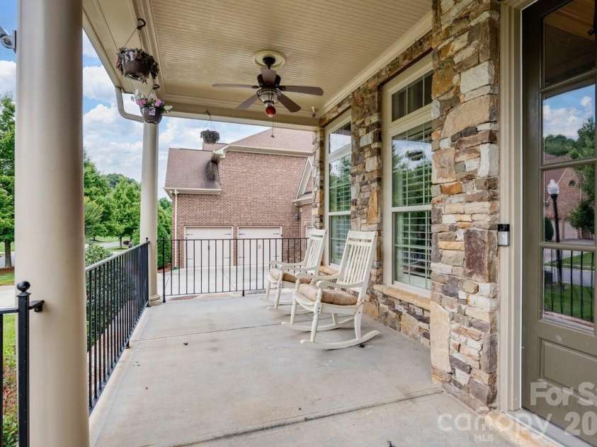 7323 Harcourt Crossing, Fort Mill, SC 29707.  MLS# CAR4385185, YatesRealty ID 33455. 