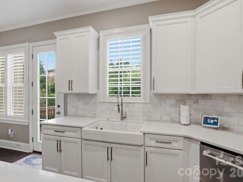 7323 Harcourt Crossing, Fort Mill, SC 29707.  MLS# CAR4385185, YatesRealty ID 33455. 