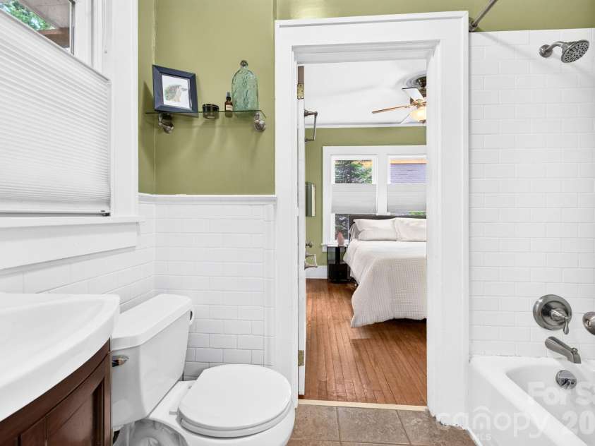 15 Westgate Road, Asheville, NC 28806.  MLS# CAR4397245, YatesRealty ID 33456. Full Bath Bedroom Adjacent