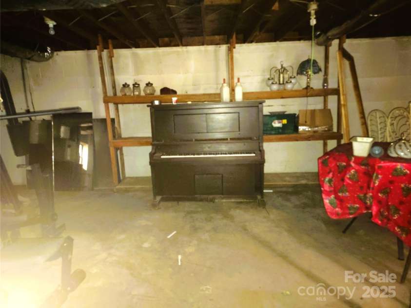 132 Eaker Drive, Cherryville, NC 28021.  MLS# CAR4265842, YatesRealty ID 33457. 