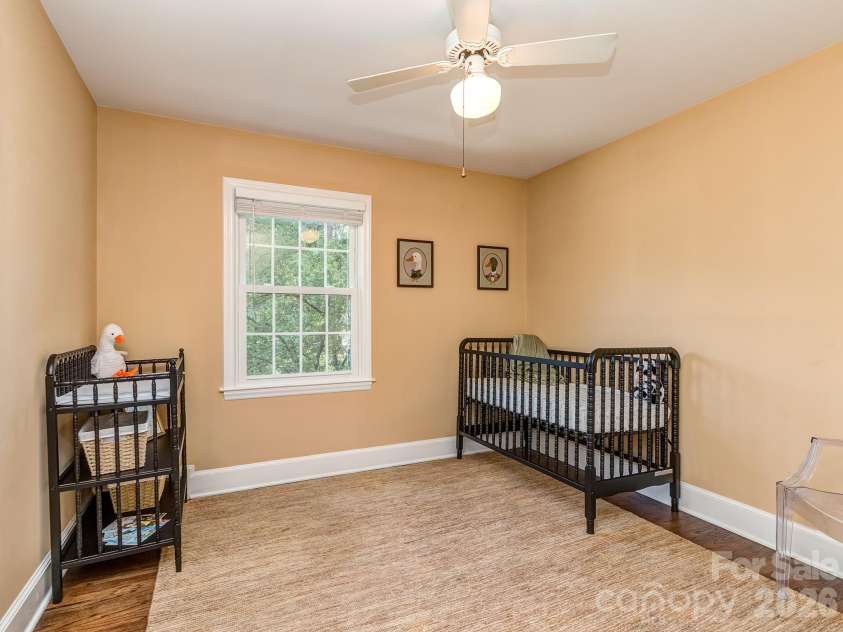 6817 Ronda Avenue, Charlotte, NC 28211.  MLS# CAR4394318, YatesRealty ID 33457. 
