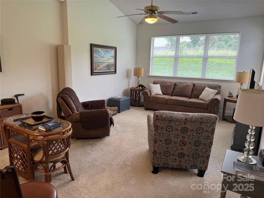 3910 Azalea Trail, Denver, NC 28037.  MLS# CAR4292732, YatesRealty ID 33458. 