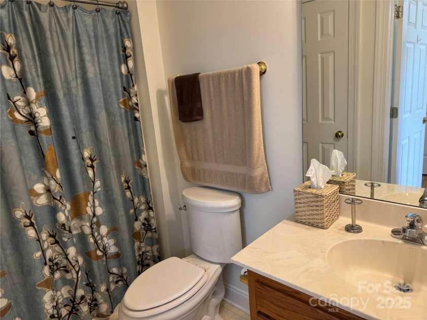 3910 Azalea Trail, Denver, NC 28037.  MLS# CAR4292732, YatesRealty ID 33458. 