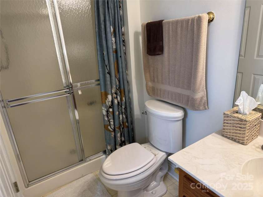 3910 Azalea Trail, Denver, NC 28037.  MLS# CAR4292732, YatesRealty ID 33458. 