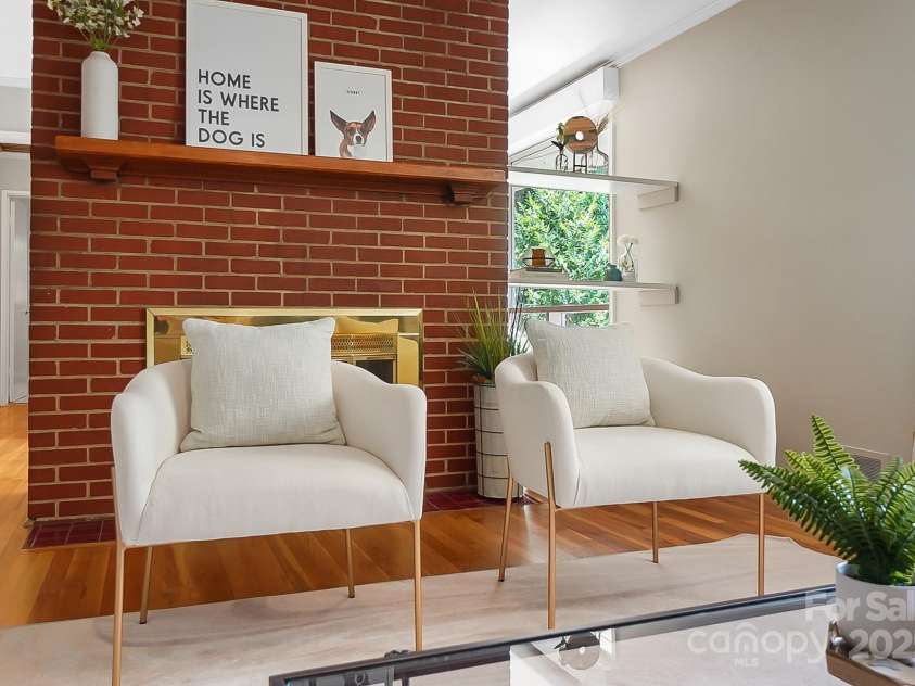 1029 Sewickley Drive, Charlotte, NC 28209.  MLS# CAR4284527, YatesRealty ID 33459. 
