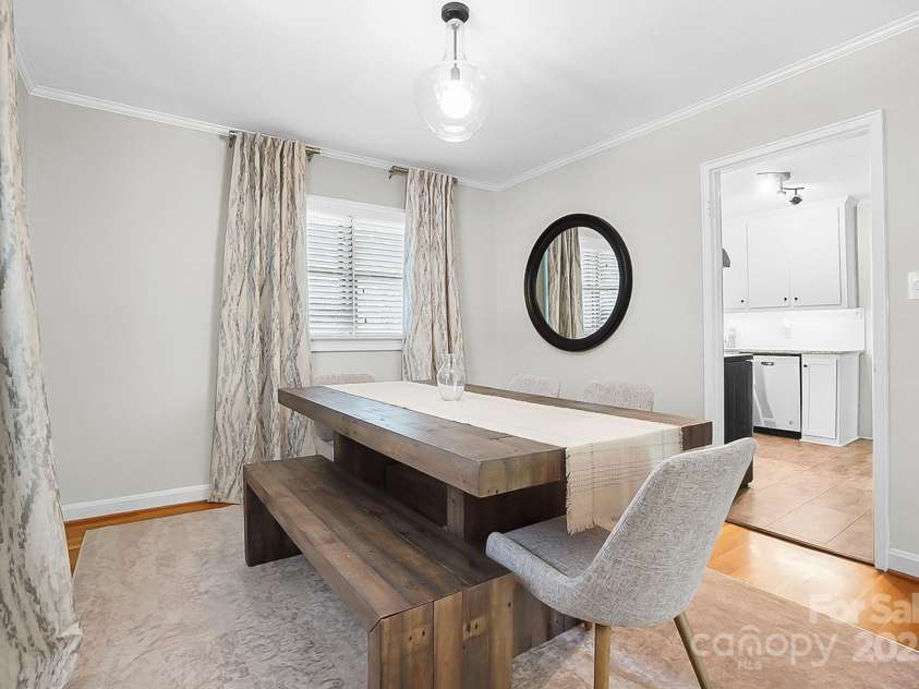 1029 Sewickley Drive, Charlotte, NC 28209.  MLS# CAR4284527, YatesRealty ID 33459. Dining Room