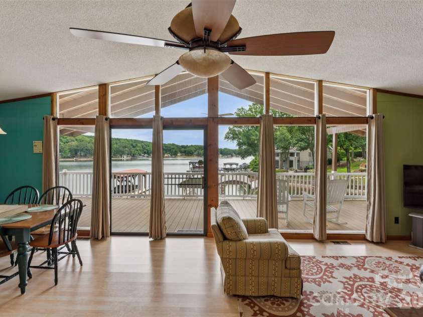 918 Pinehaven Drive, New London, NC 28127.  MLS# CAR4396889, YatesRealty ID 33459. Expansive views from the main living areas.
