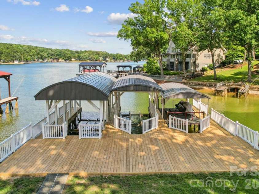 918 Pinehaven Drive, New London, NC 28127.  MLS# CAR4396889, YatesRealty ID 33459. New decking and covers, ready for summer!