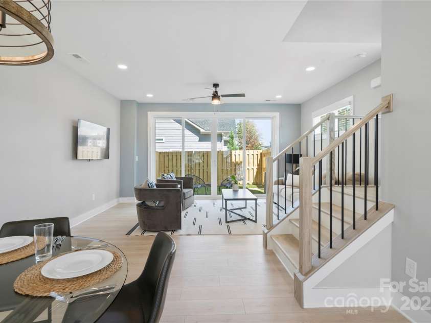 206 Freeland Lane, Charlotte, NC 28217.  MLS# CAR4227728, YatesRealty ID 3346. 