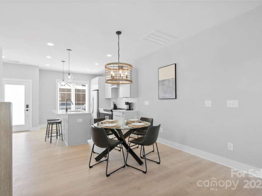 206 Freeland Lane, Charlotte, NC 28217.  MLS# CAR4227728, YatesRealty ID 3346. 