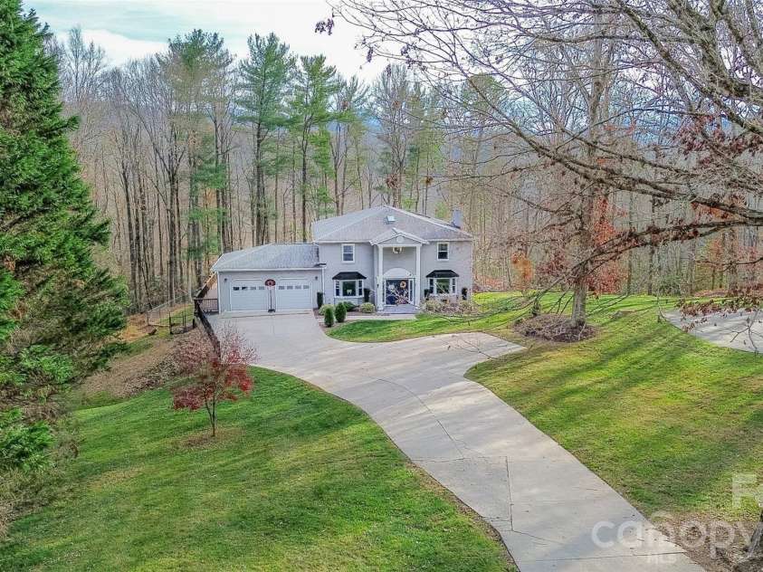 2193 Hawthorne Lane, Wilkesboro, NC 28697.  MLS# CAR4325511, YatesRealty ID 3346. 