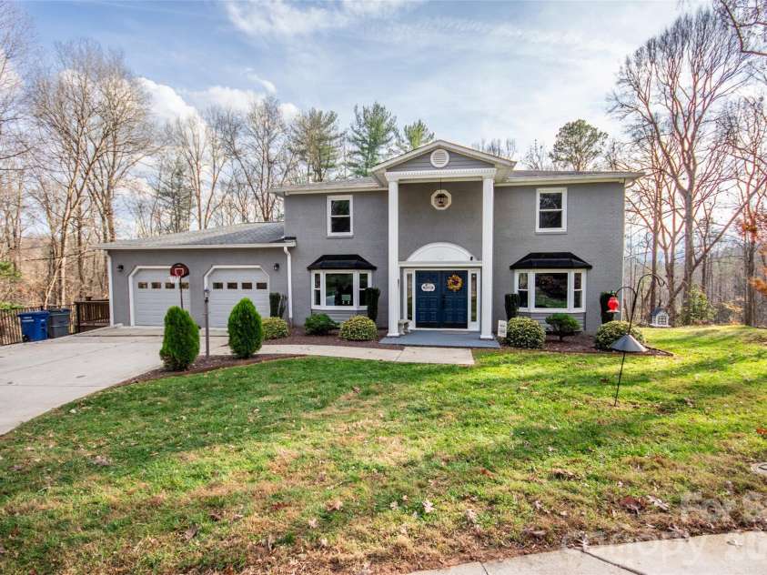 2193 Hawthorne Lane, Wilkesboro, NC 28697.  MLS# CAR4325511, YatesRealty ID 3346. 