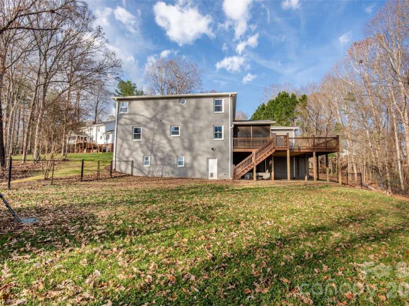 2193 Hawthorne Lane, Wilkesboro, NC 28697.  MLS# CAR4325511, YatesRealty ID 3346. Back yard