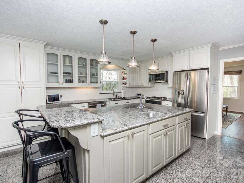 2193 Hawthorne Lane, Wilkesboro, NC 28697.  MLS# CAR4325511, YatesRealty ID 3346. Kitchen