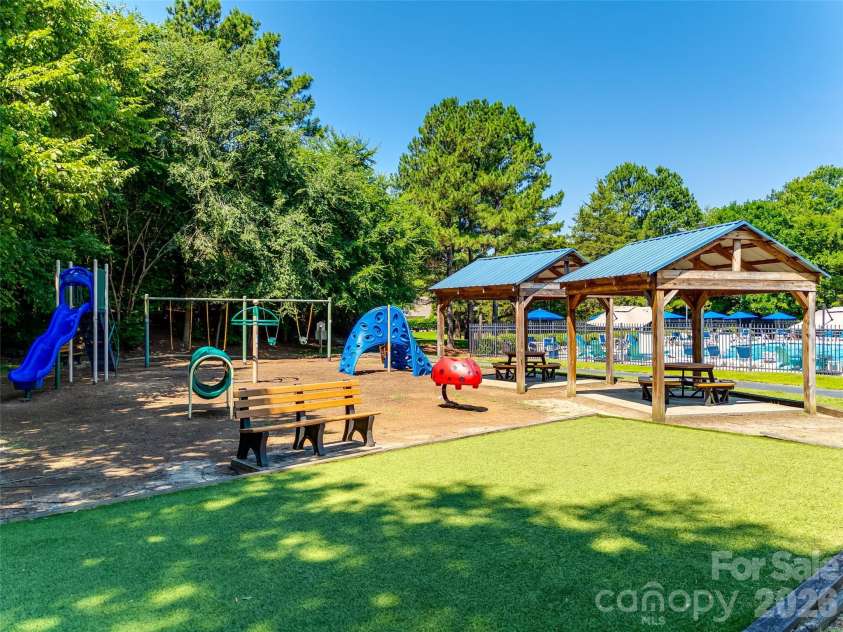 13020 Shannon Park Lane, Charlotte, NC 28273.  MLS# CAR4381571, YatesRealty ID 33460. 