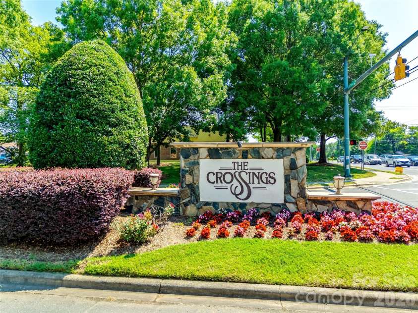 13020 Shannon Park Lane, Charlotte, NC 28273.  MLS# CAR4381571, YatesRealty ID 33460. 
