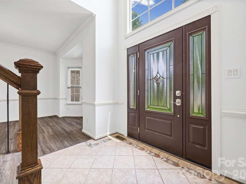 13020 Shannon Park Lane, Charlotte, NC 28273.  MLS# CAR4381571, YatesRealty ID 33460. 