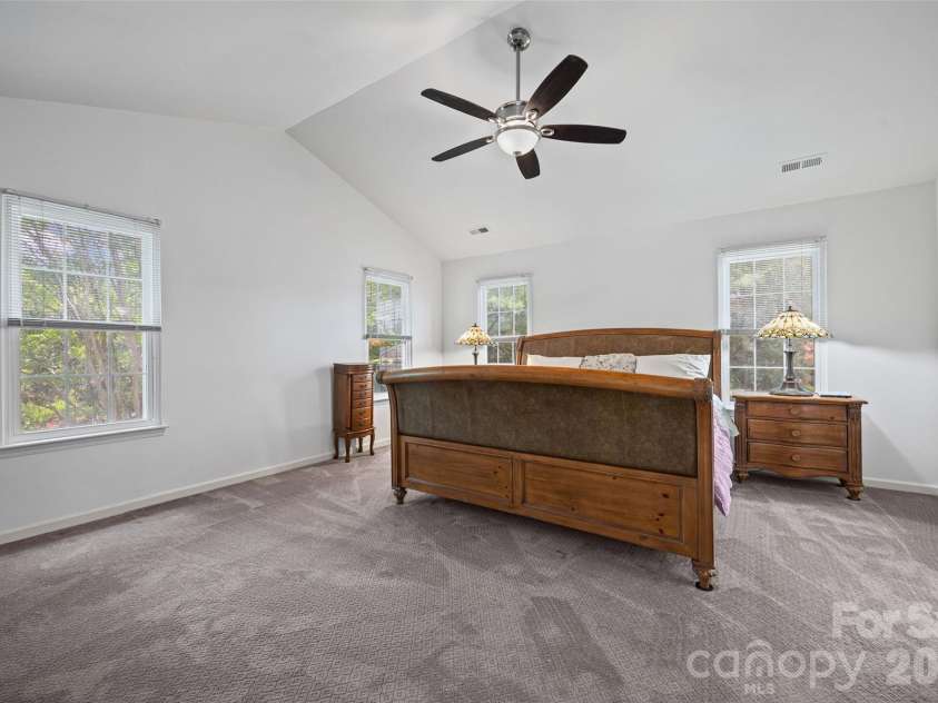 13020 Shannon Park Lane, Charlotte, NC 28273.  MLS# CAR4381571, YatesRealty ID 33460. 