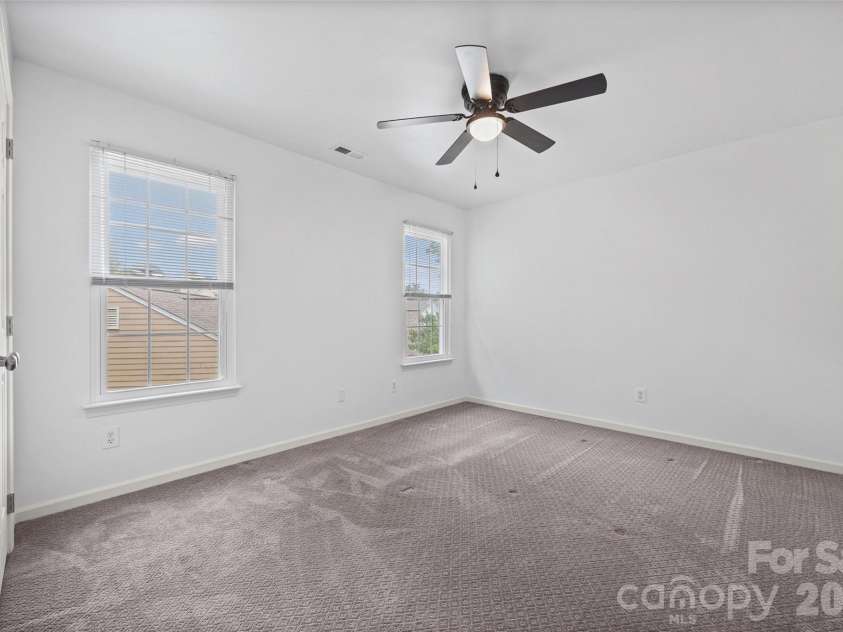 13020 Shannon Park Lane, Charlotte, NC 28273.  MLS# CAR4381571, YatesRealty ID 33460. 
