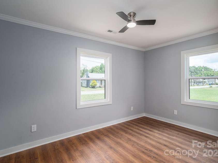 606 Mauney Avenue, Kings Mountain, NC 28086.  MLS# CAR4287691, YatesRealty ID 33460. 